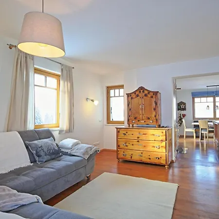 Hannerl Apartment *