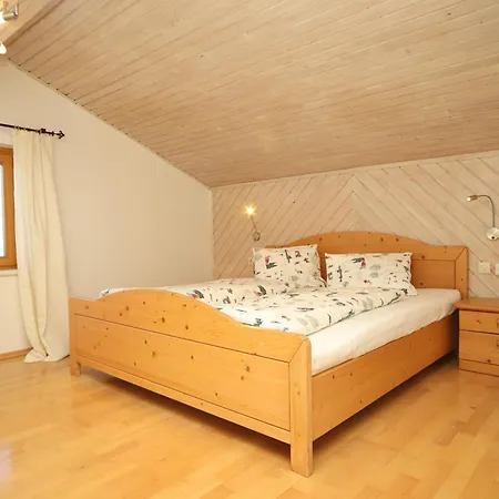 Hannerl Apartment *